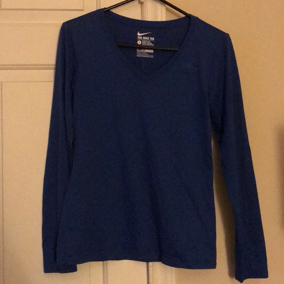 Nike tee - Picture 1 of 1